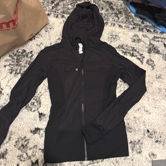 Lululemon Zip-Up - Picture 3 of 6